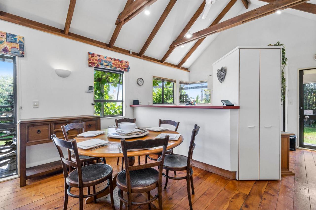Waimea Cottage - Waikanae Holiday Home Exterior foto